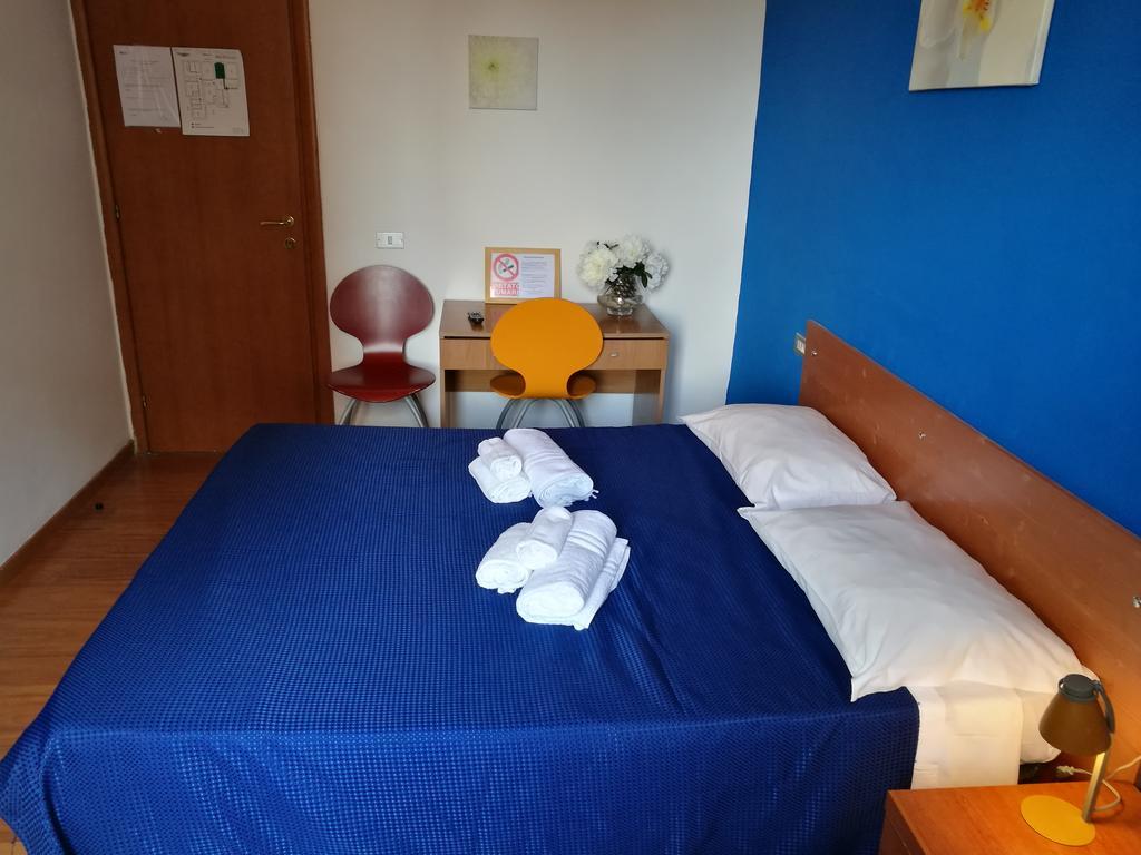 Ares Rooms Rom Værelse billede